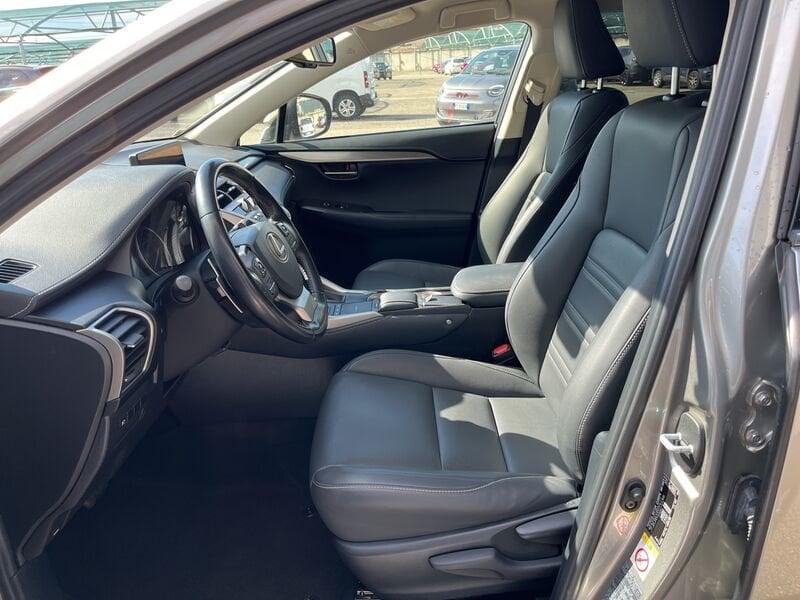 Lexus NX I 2018 2.5 Executive 4wd cvt