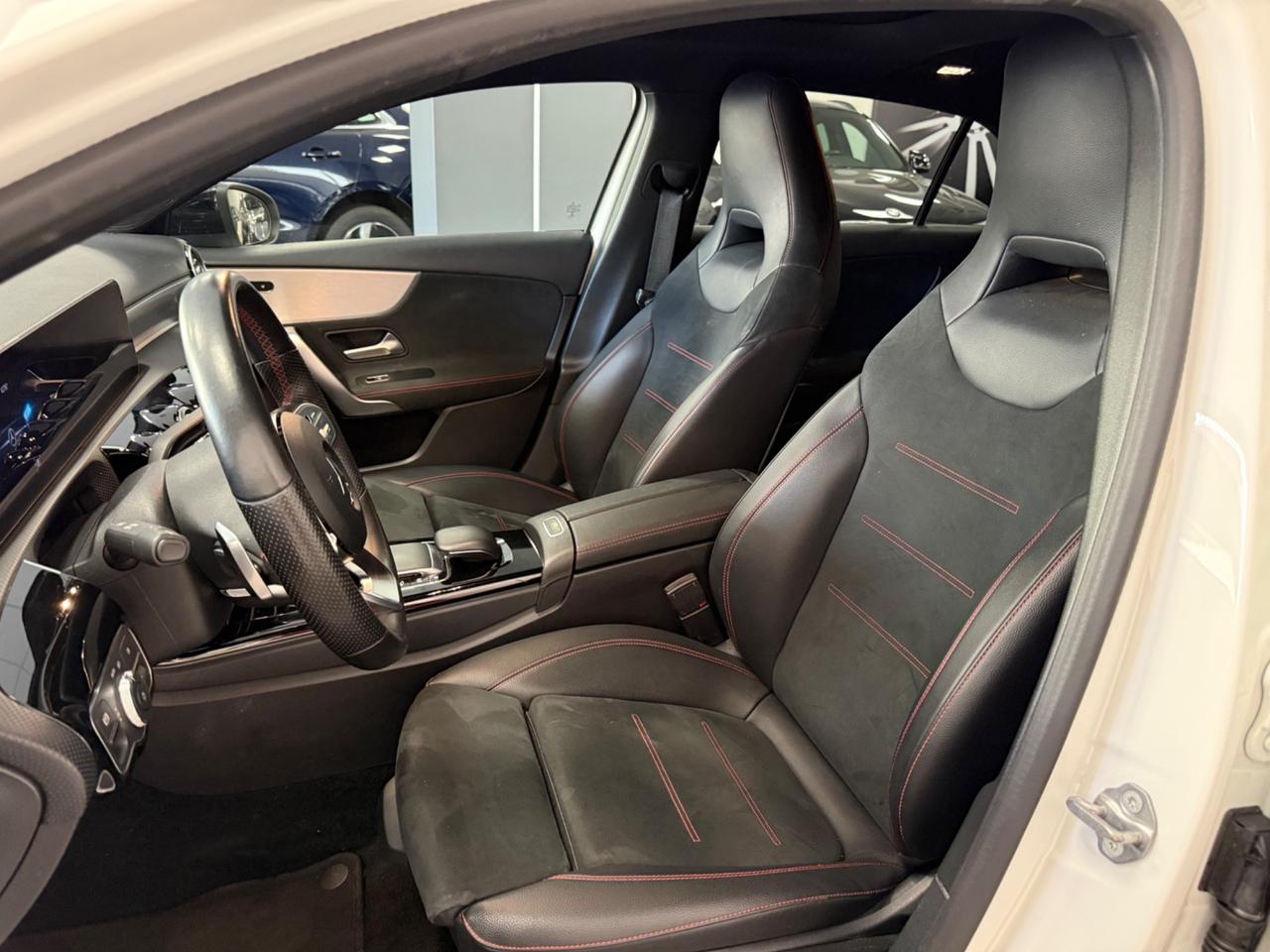 Mercedes-benz A 180 d Premium AMG LINE