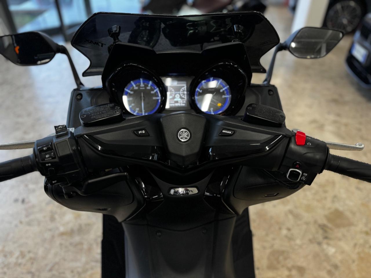 Yamaha T Max 530 DX 08/2019 Solo 1840KM