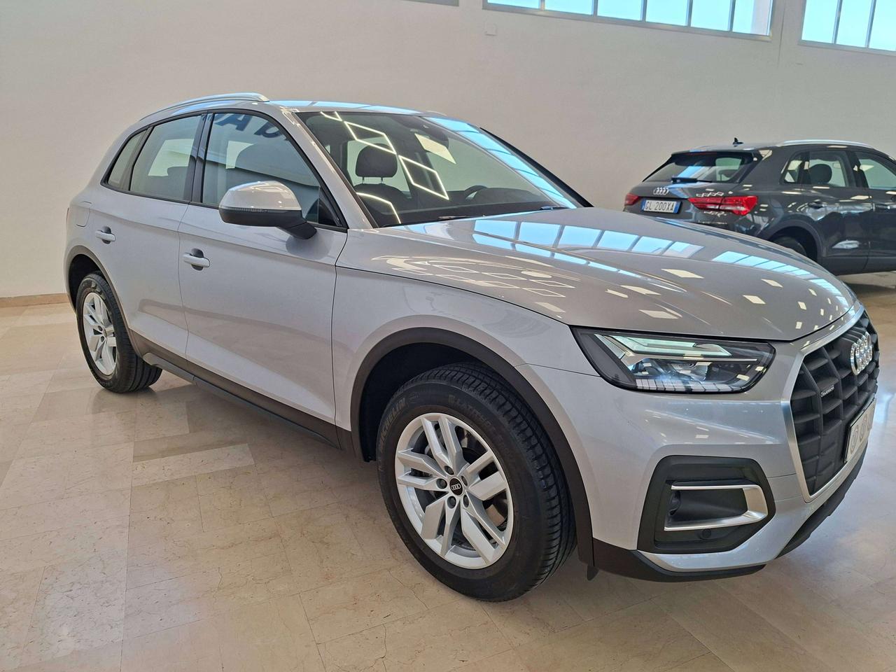 Audi Q5 40 2.0 tdi mhev 12V Business quattro s-tronic 2 ANNI GARANZIA AYVENS