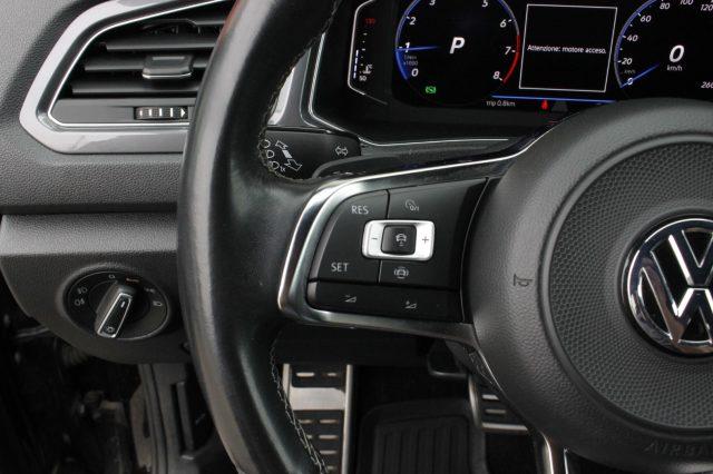 VOLKSWAGEN T-Roc 1.5 TSI ACT DSG R-LINE R LINE