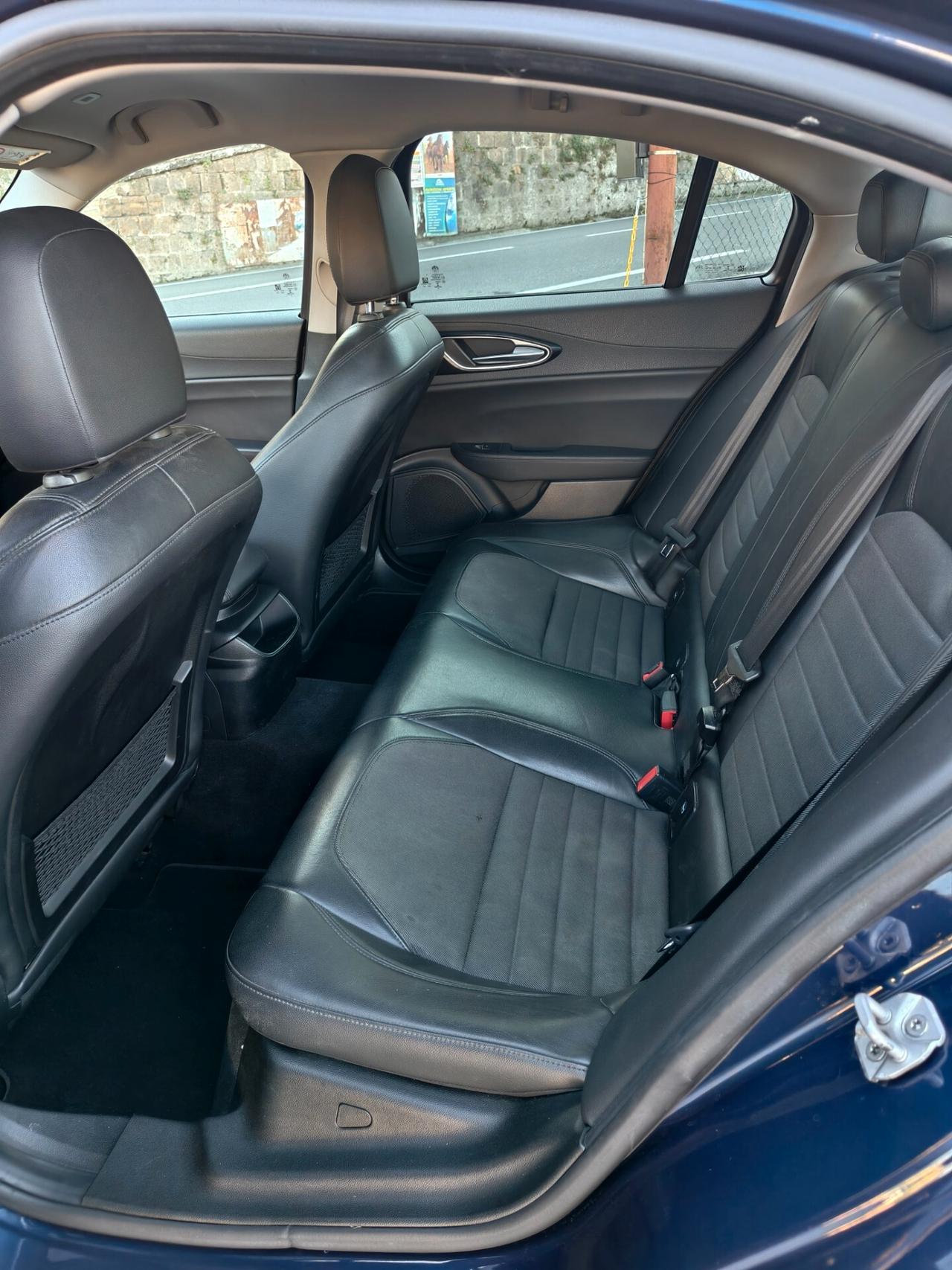 Alfa Romeo Giulia 2.2 diesel 180 CV Super