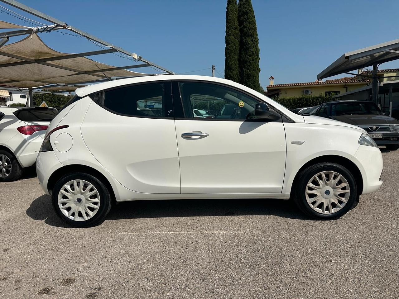 Lancia Ypsilon 1.2 Benzina