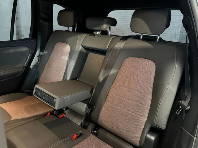 MERCEDES-BENZ EQB 300 4Matic Sport Plus