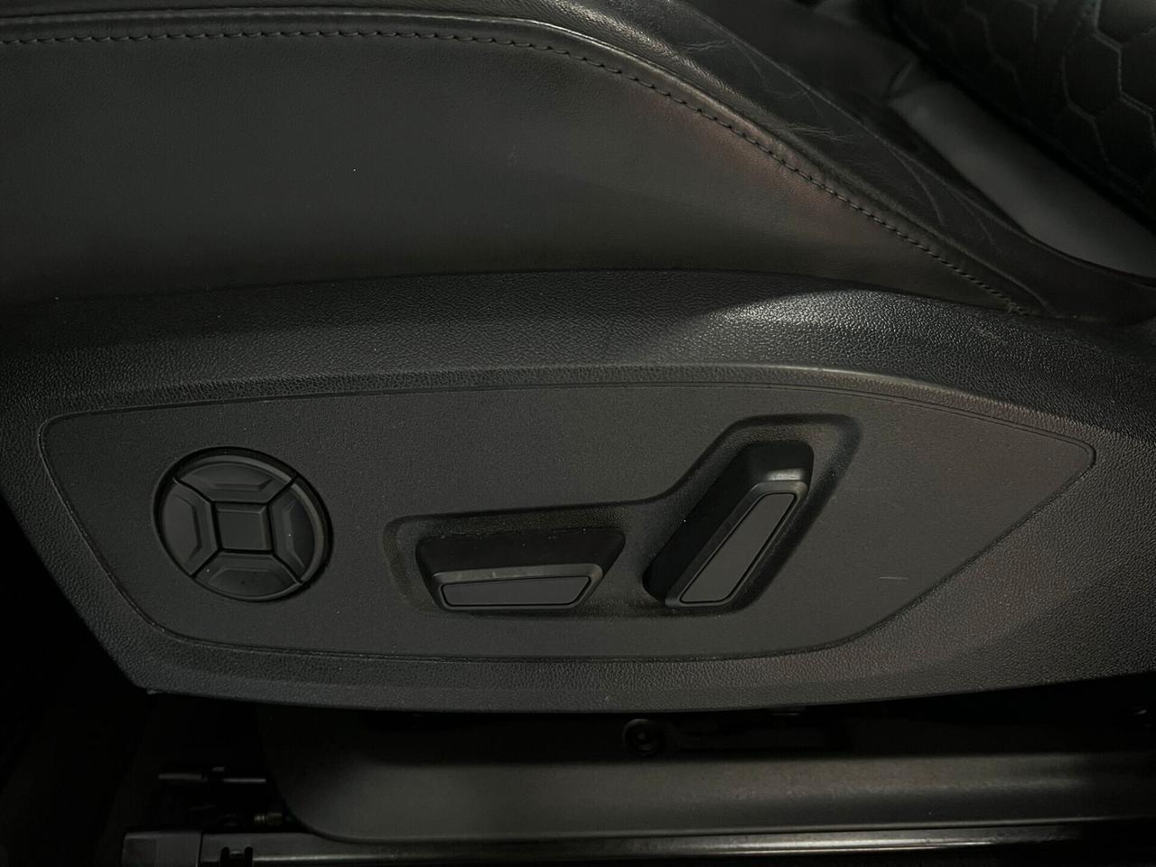 NUOVA AUDI RSQ3 SPORTBACK 2.5 BENZ 400CV S-TRONIC PACK BLACK
