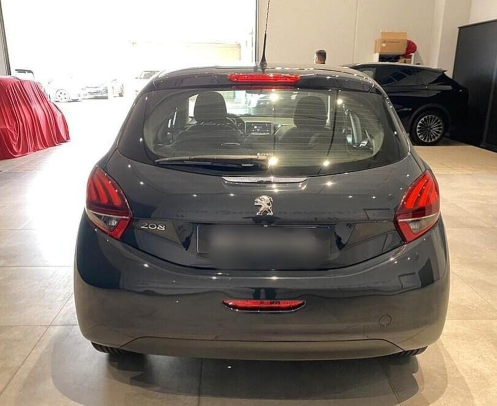 Peugeot 208 1.2 benzina km 70000 con garanzia
