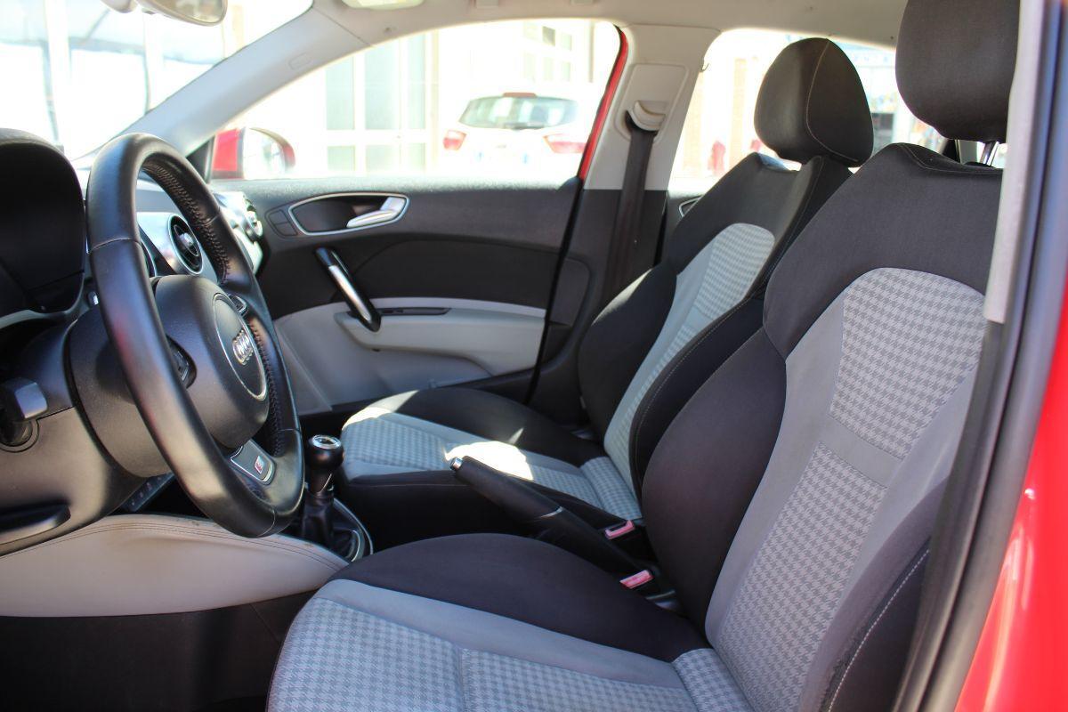 AUDI - A1 Sportback - 1.6 TDI S line edition plus