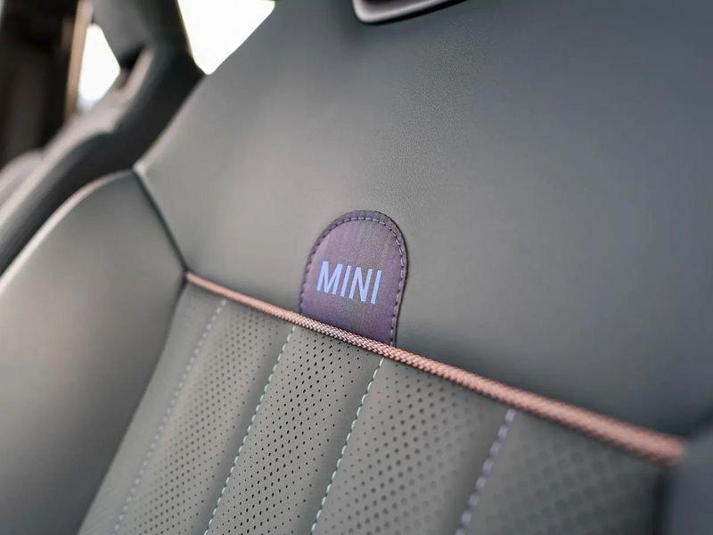 MINI Mini Countryman U25 Mini C Favoured Countryman