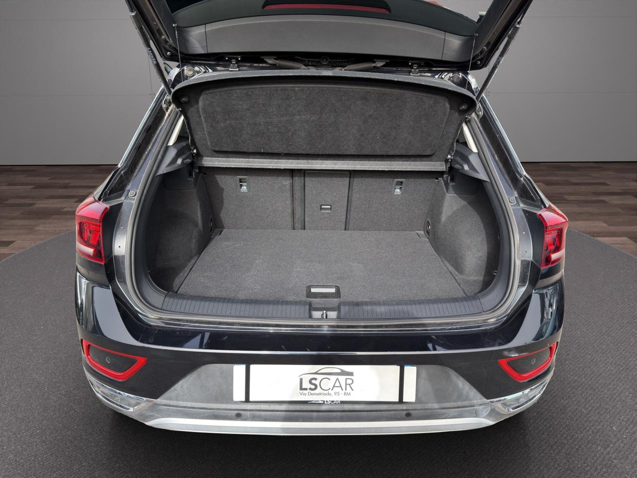 Volkswagen T-Roc 1.0 tsi STYLE 110cv - Unipro - Promo Finanziamento - Garanzia - Virtual Cockpit - Schermo - Sensori