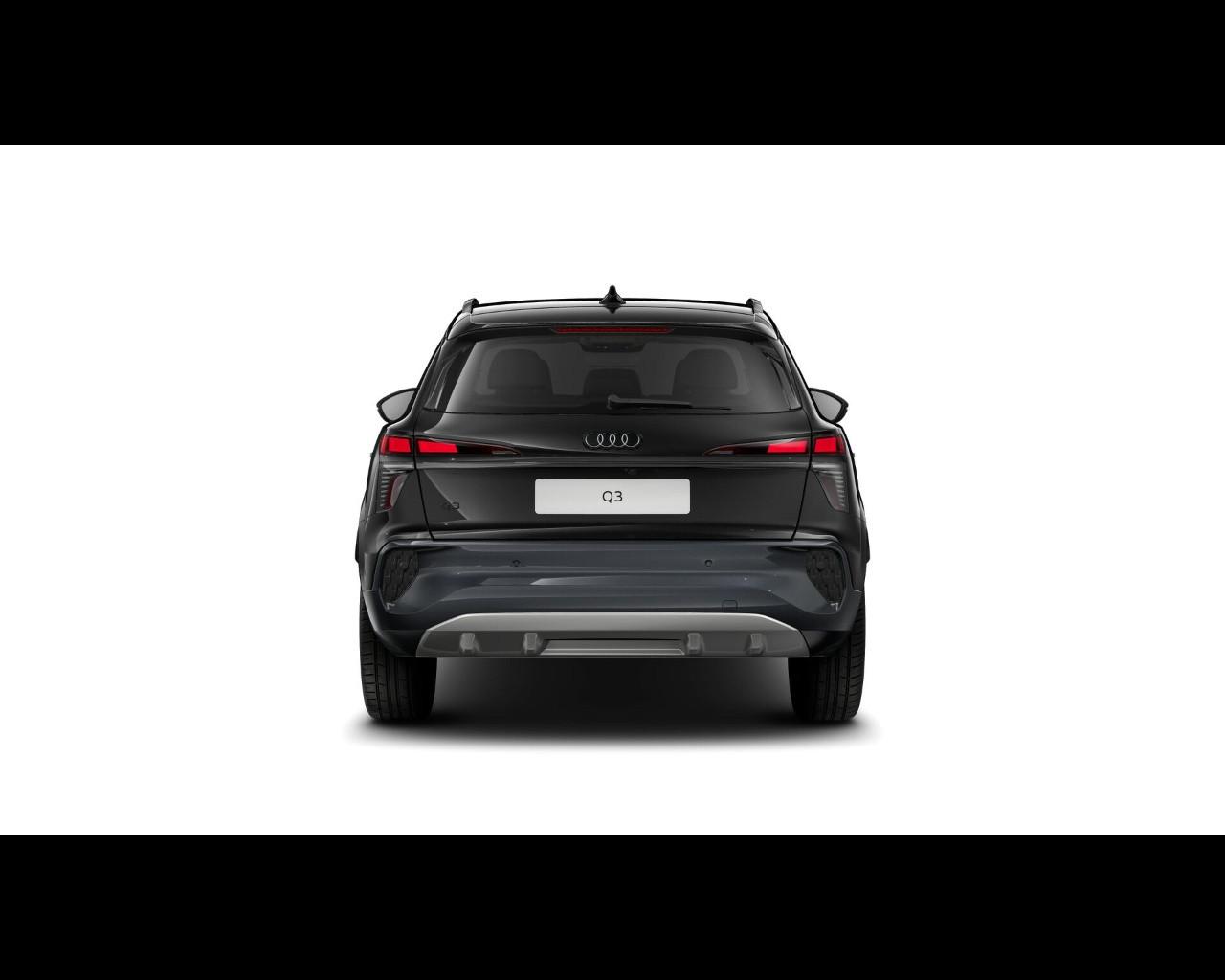 AUDI Audi Q3 SUV Business Advanced TFSI 110 kW S tronic