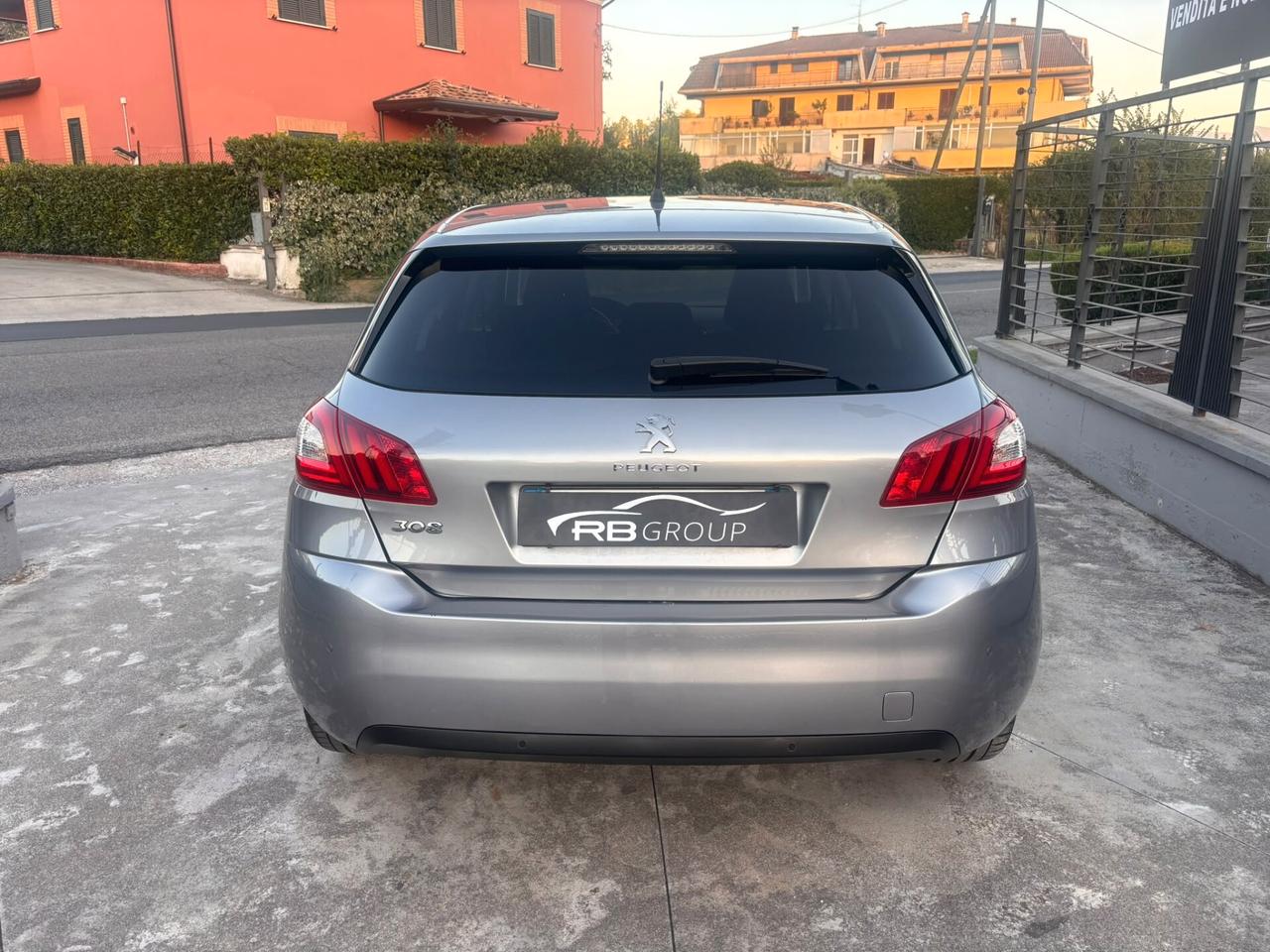 Peugeot 308 BlueHDi 120 S&S EAT6 GT Line