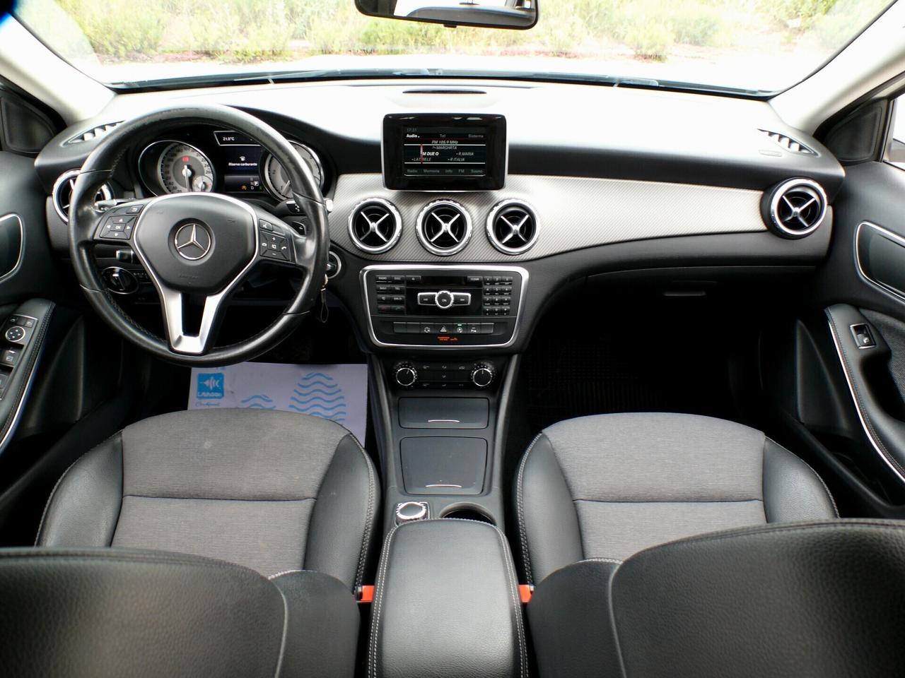 Mercedes-benz GLA 200 GLA 200 d - (M1324)