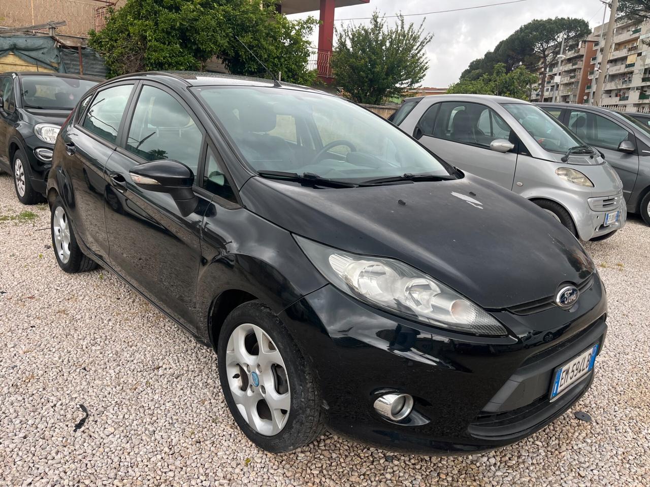 Ford Fiesta Ikon 1.6 TDCi 95CV 5 porte anno 2012
