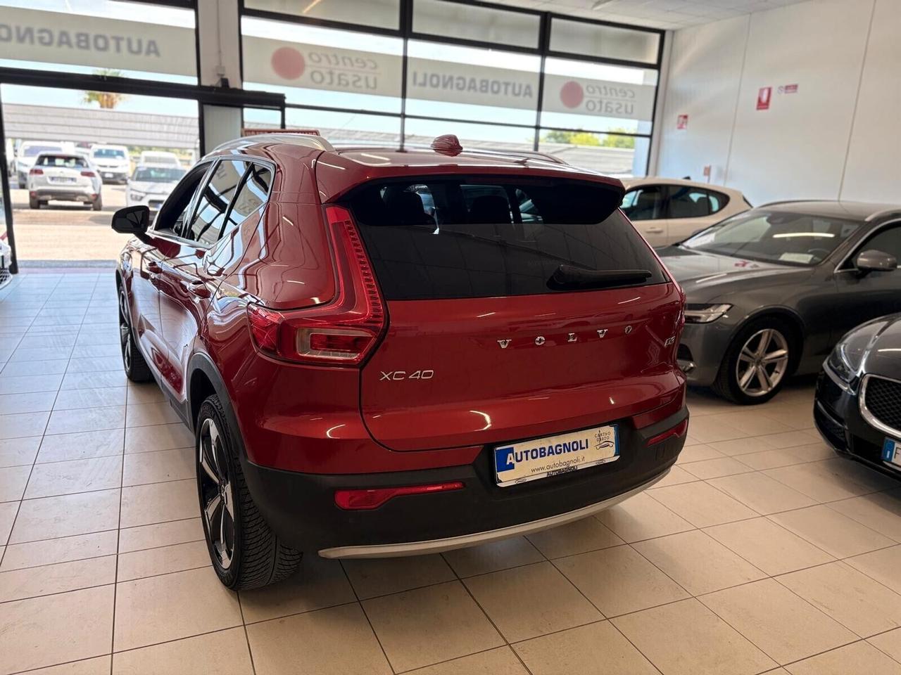 Volvo XC40 MOMENTUM PRO D3 Geartronic UNICO PR.