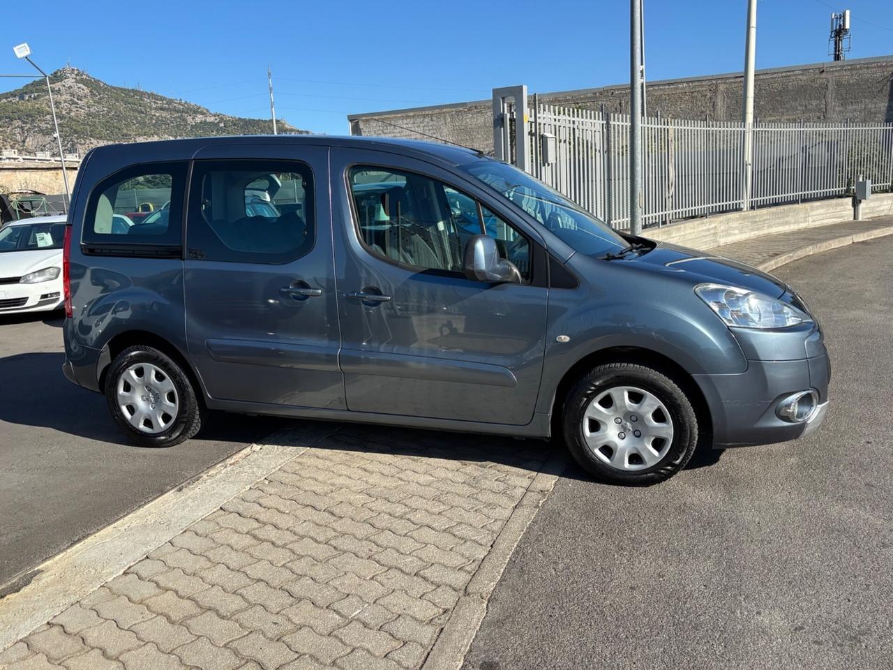 Peugeot Partner Tepee 1.6 HDi 92CV Outdoor