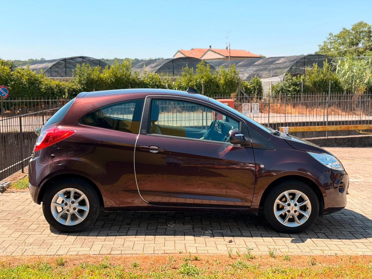 Ford Ka 1.2 8V 69 CV Black&White Edition