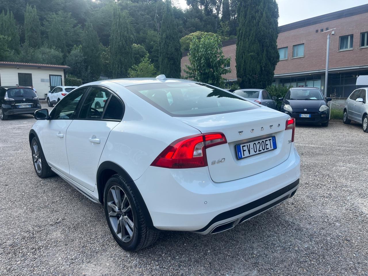 Volvo S60 Cross Country D3 Geartronic Pro