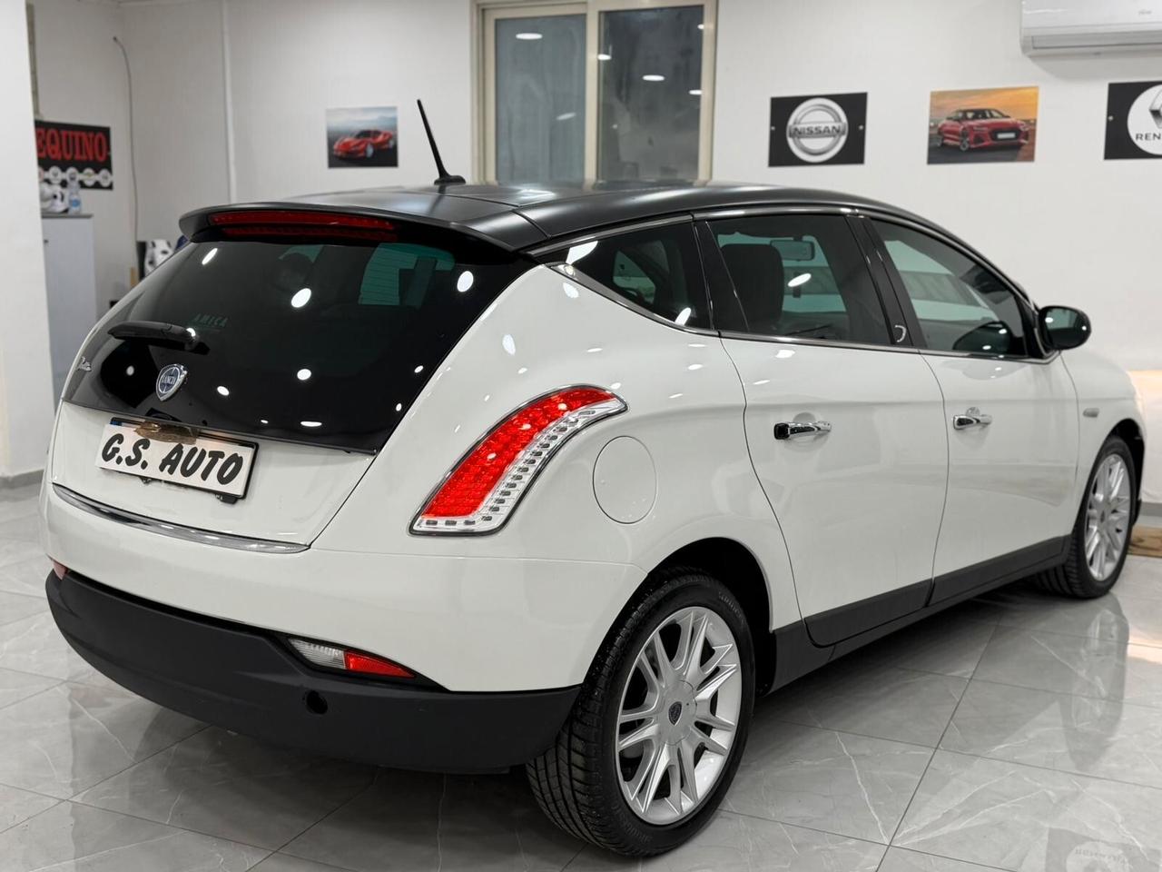 Lancia Delta 1.6 MJT DPF Selectronic Platinum