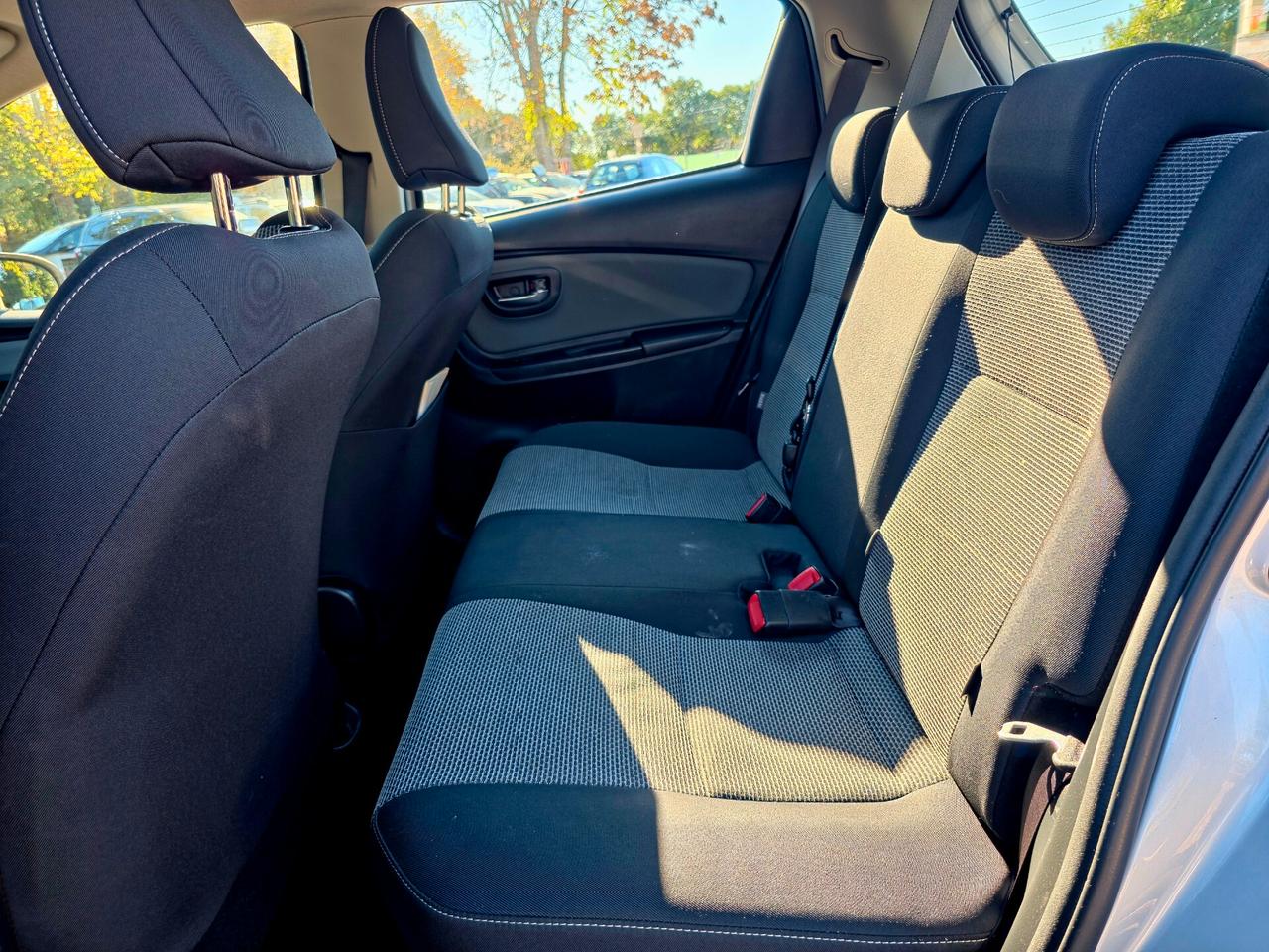 Toyota Yaris 1.5 Hybrid 5 porte Active 2017-E6B Automatico NEO