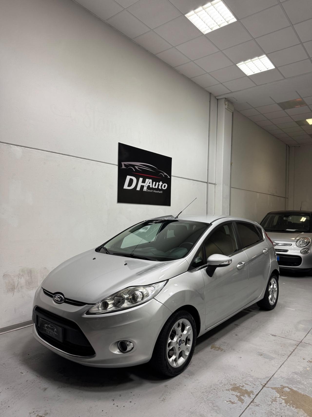 Ford Fiesta 1.4 5p. Bz.- GPL Titanium