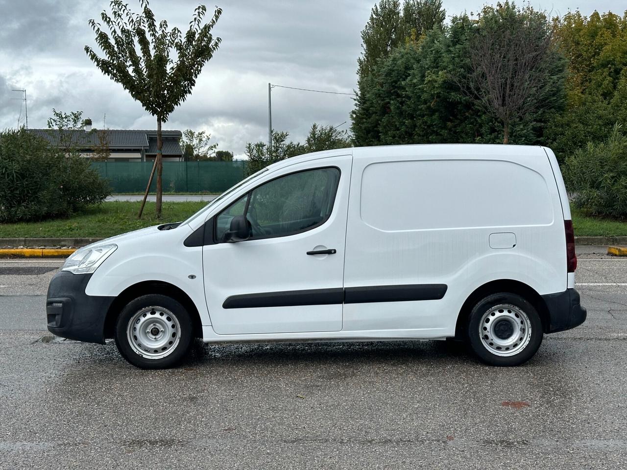 Peugeot Partner 1.6 HDI 3 POSTI 100CV FURGONE