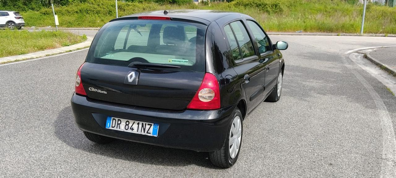Renault Clio Storia 1.2 5 porte GPL Confort