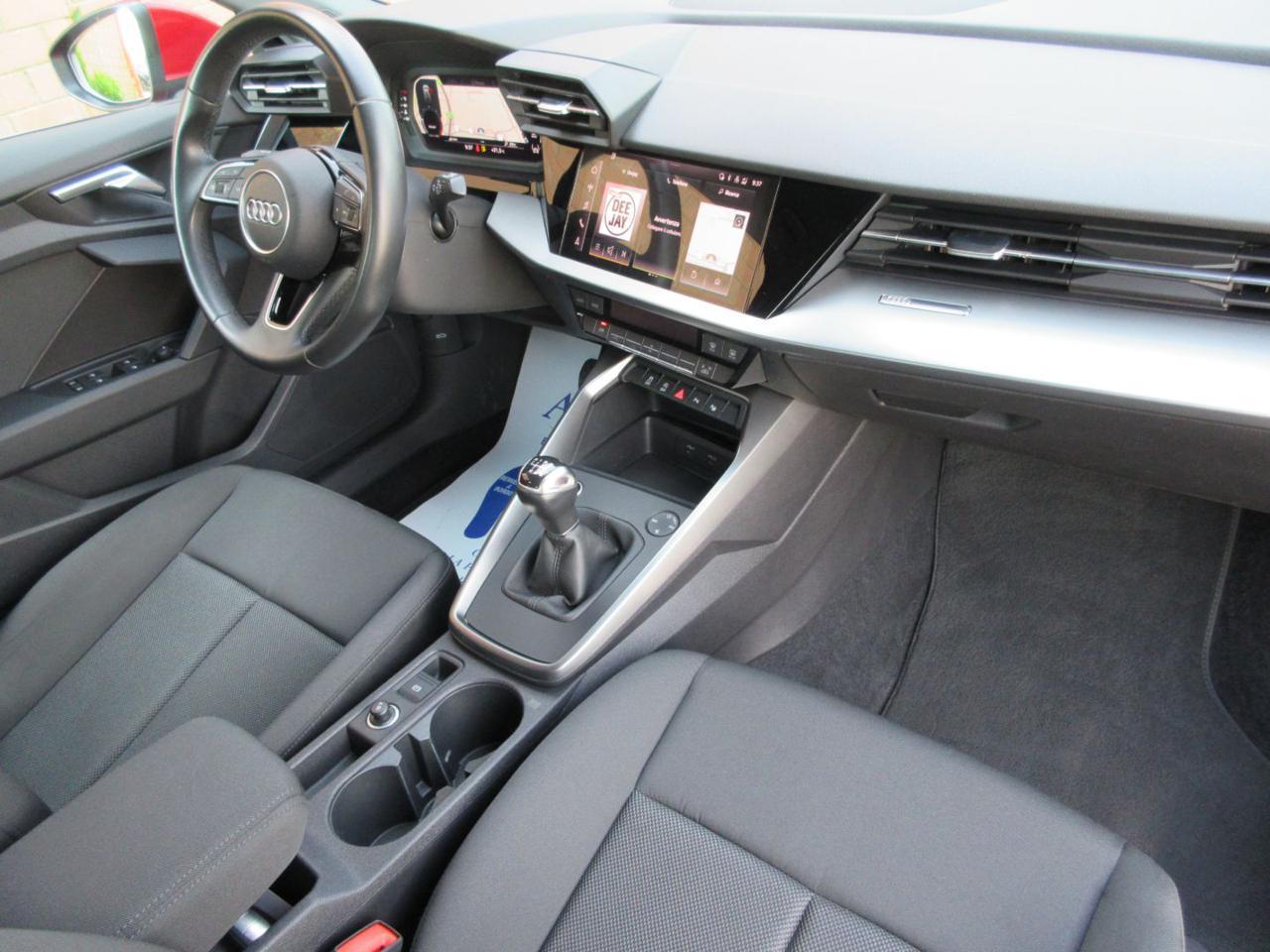 AUDI A3 SPB 30 TDI Business Advanced