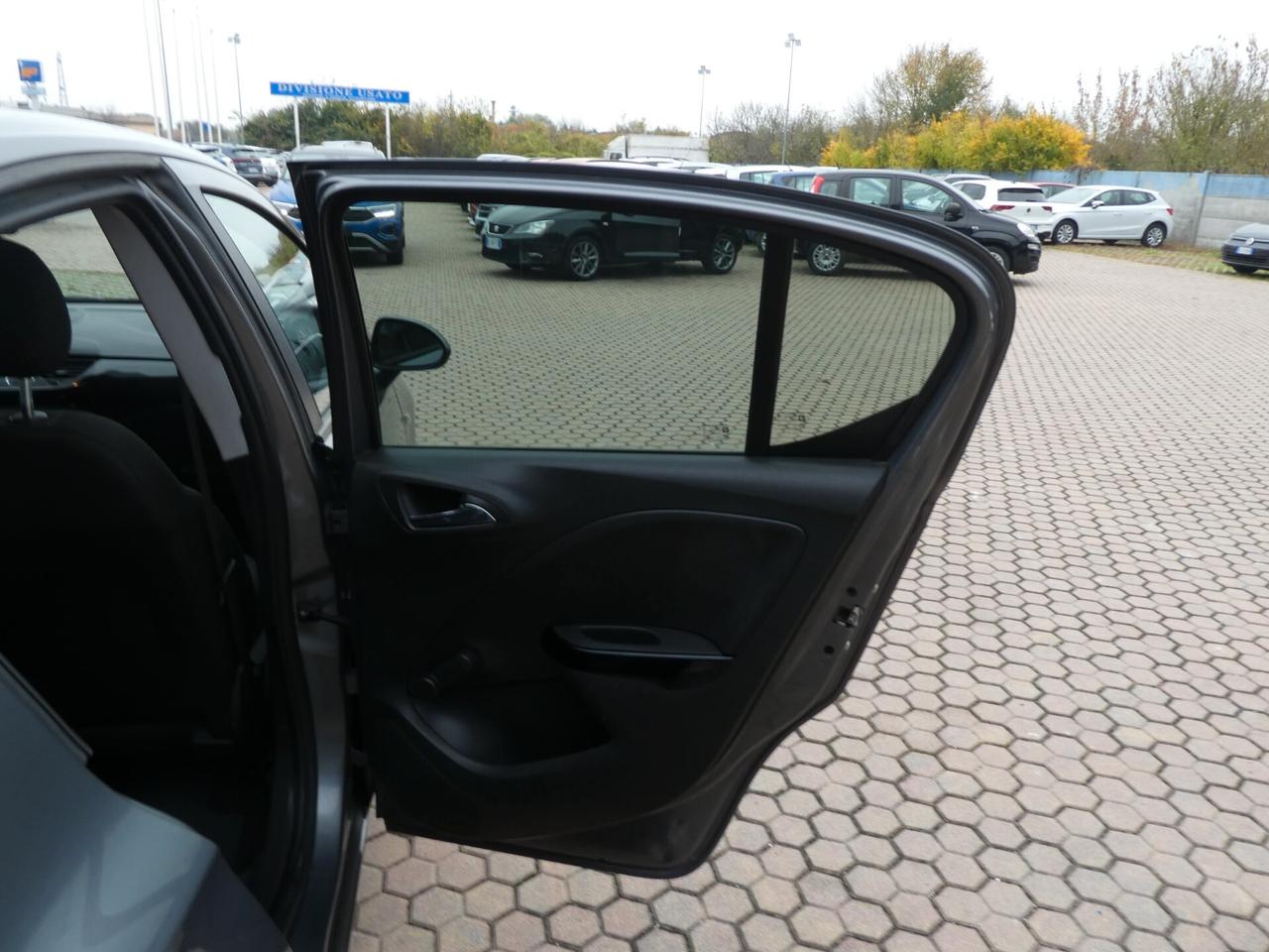 Opel Corsa 1.4 90CV GPL Tech 5 porte OK NEOPATENTATI