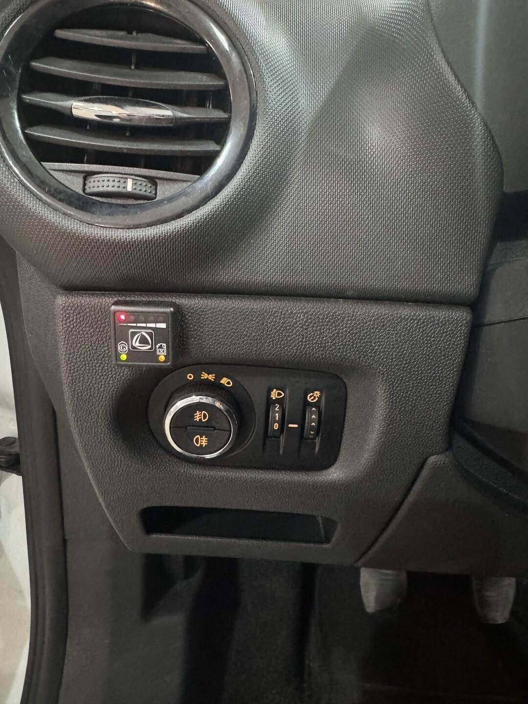 OPEL CORSA 1.2 GPL 5 Porte