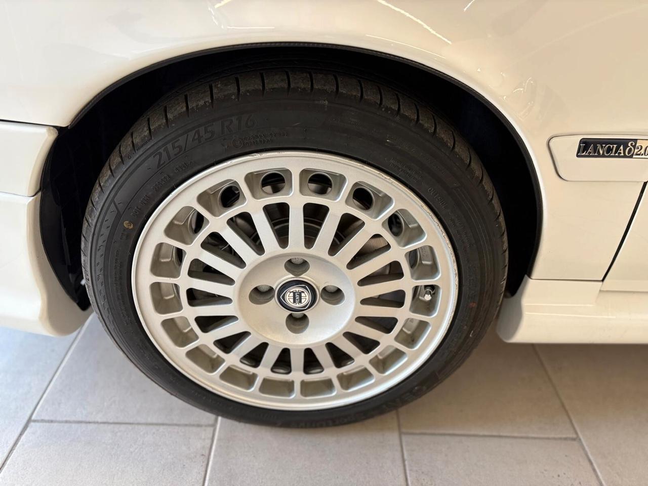 Lancia Delta S4 HPE 2.0 i.e. turbo 16V cat 3p. HF