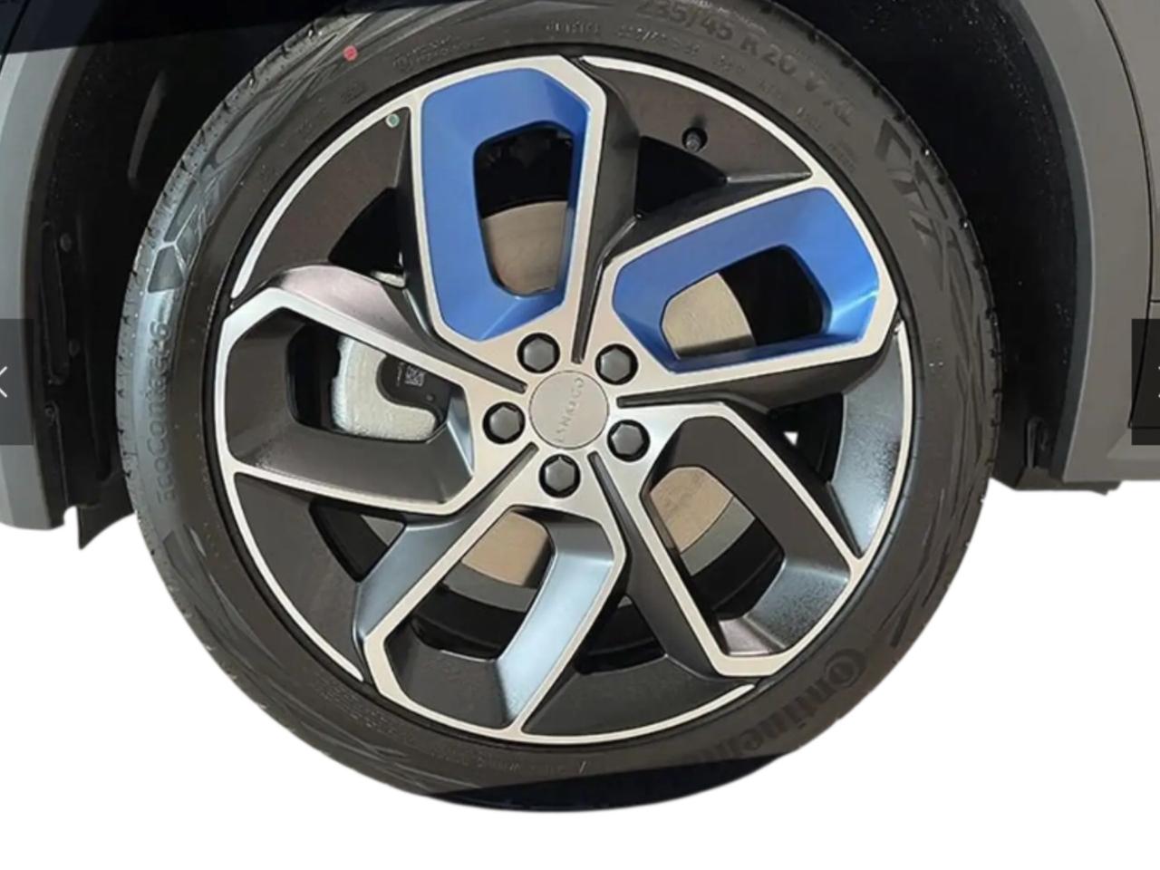 Lynk&co 01 PHEV Perfetta CV 261