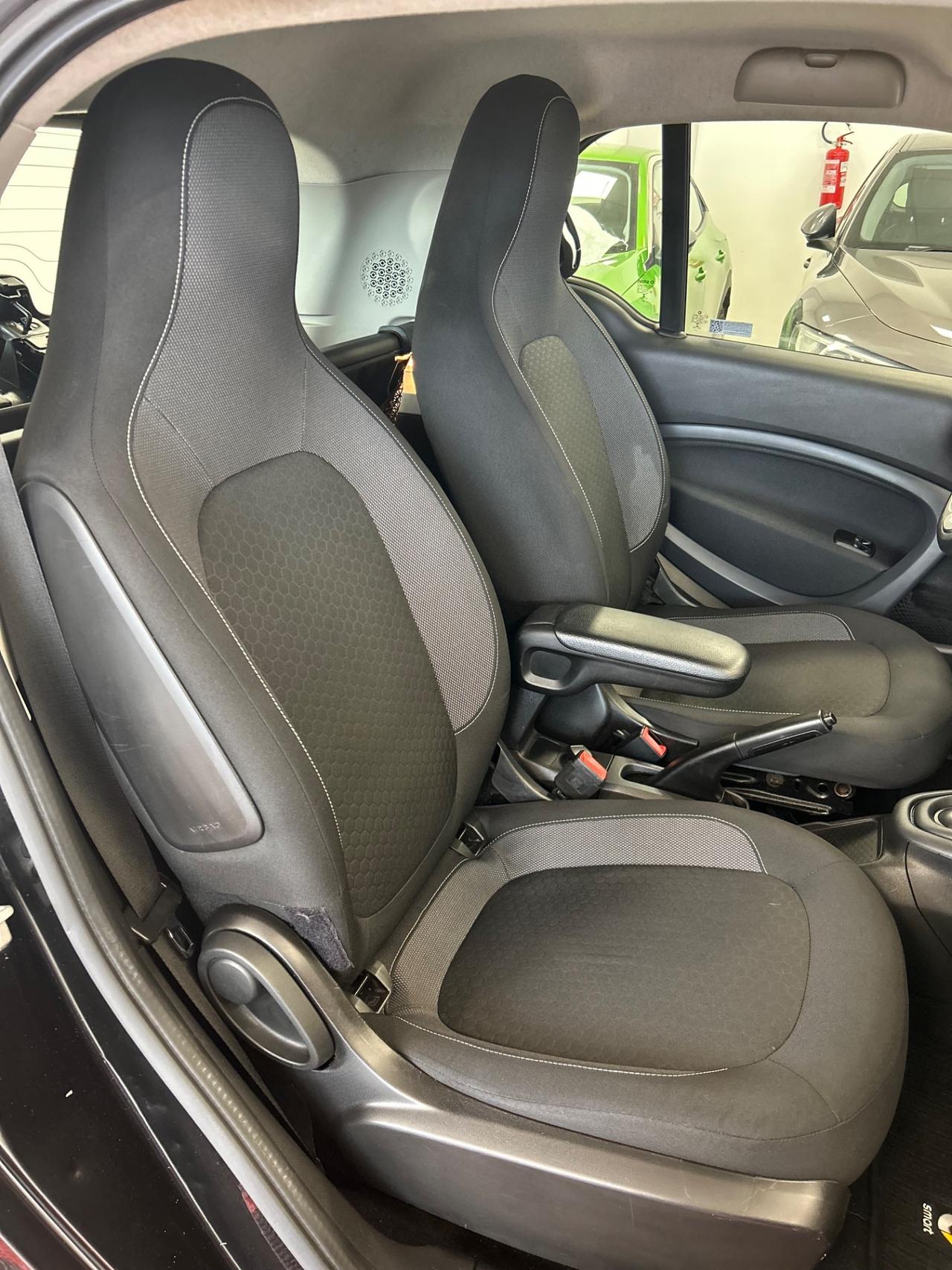 Smart ForTwo 3as. (C-A453) EQ Racingreen (41 kw)