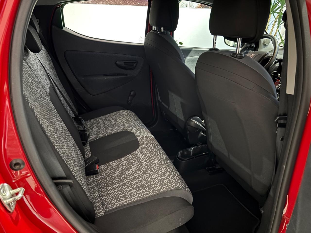 Lancia Ypsilon 1.2 69 CV 5 porte GPL