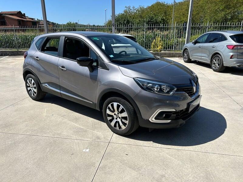 Renault Captur I 2017 0.9 tce Life 90cv