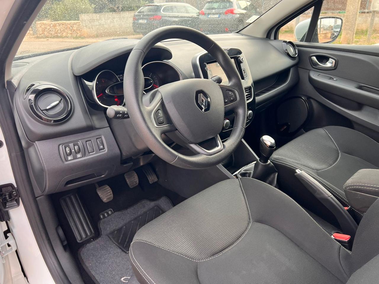 Renault Clio TCe 12V 90 CV GPL 5 porte Business