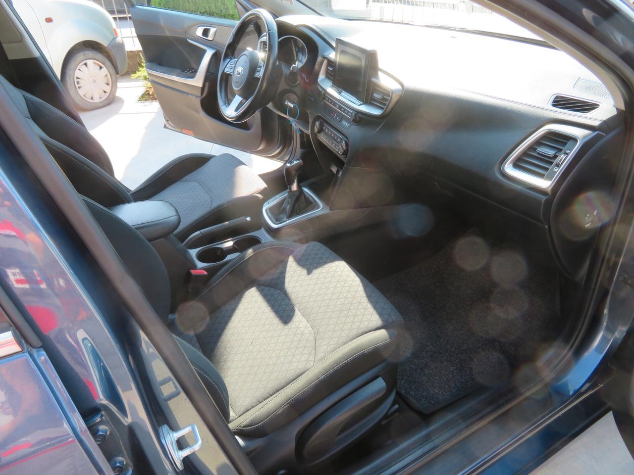 Kia Ceed 1.4 MPi GPL SW Business Class