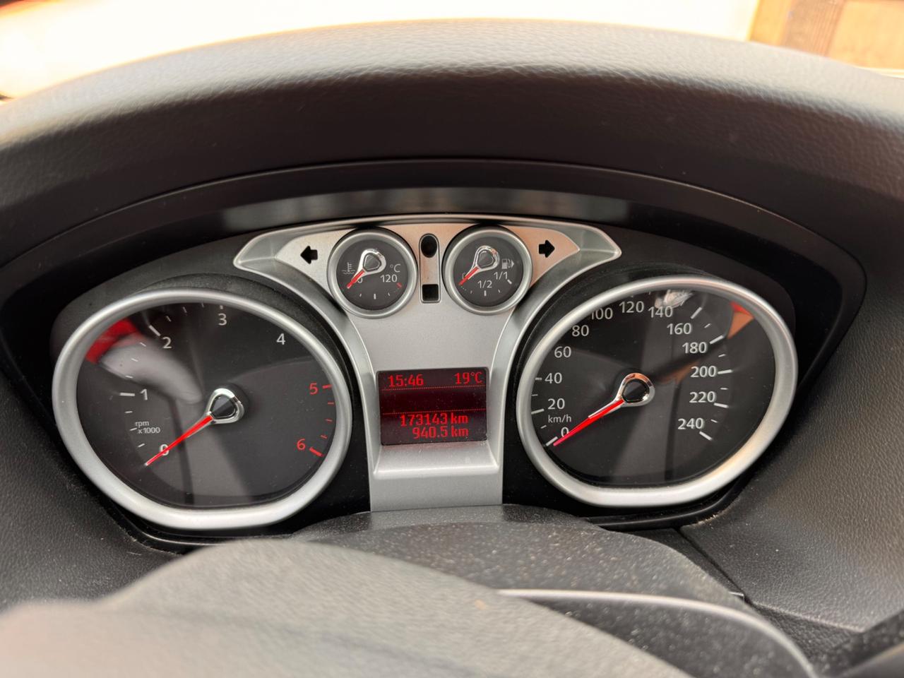 Ford Focus 1.6 TDCi (110CV) 5p. Tit. DPF