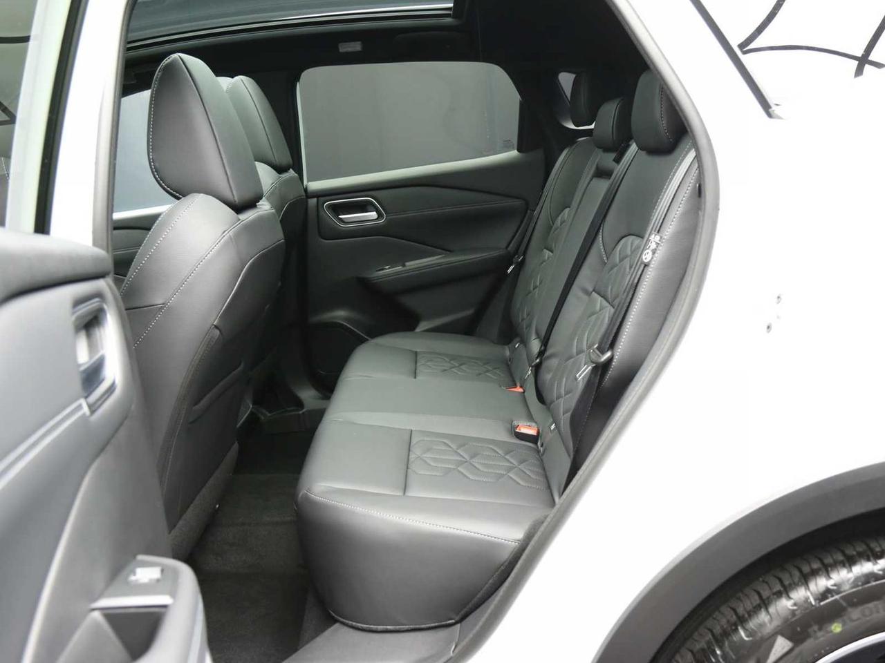 Nissan Qashqai 158 CV MHEV Xtronic Tekna #12193