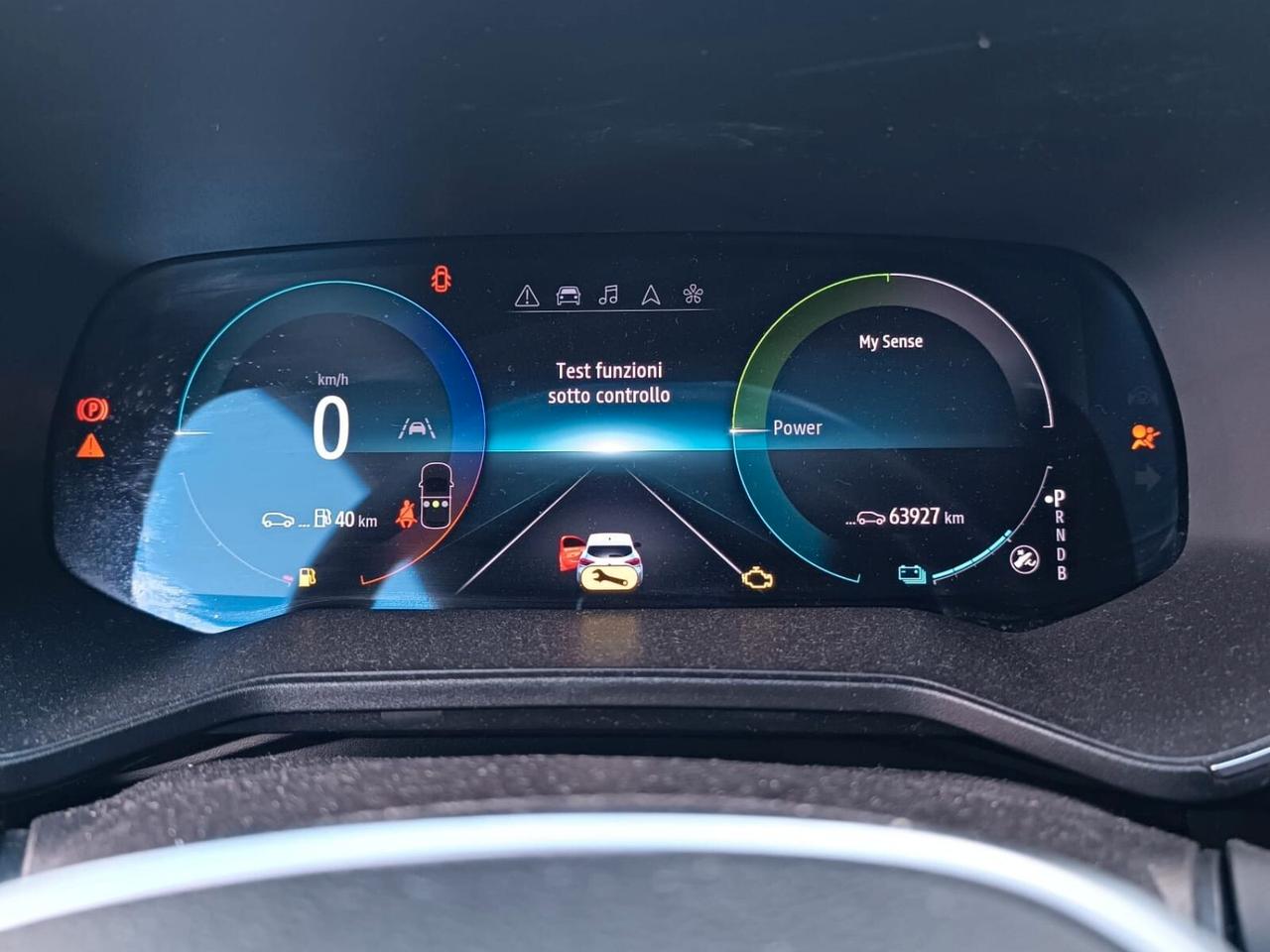 Renault Clio Full Hybrid E-Tech 145 CV 5 porte Engineered