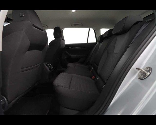 SKODA Octavia 2.0 TDI EVO SCR 150 CV DSG Wagon Executive