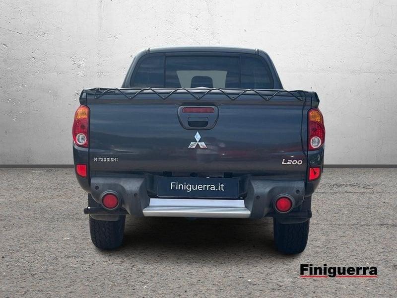 Mitsubishi L200 L200 2.5 DI-D/178CV DC Intense Plus
