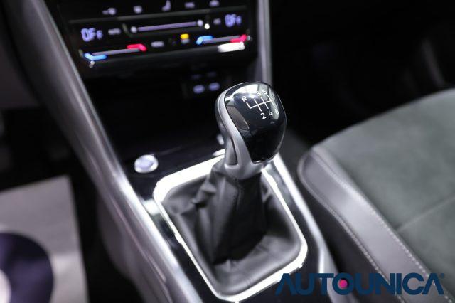 VOLKSWAGEN T-Roc 1.0 TSI STYLE FARI LED NEOPATENTATI