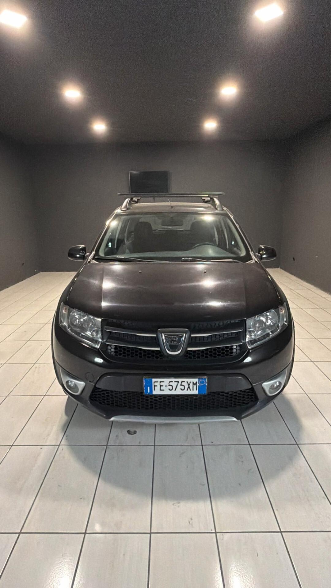 DACIA SANDERO DEL 2016 EURO 6B CAMBIO AUTOMATICO