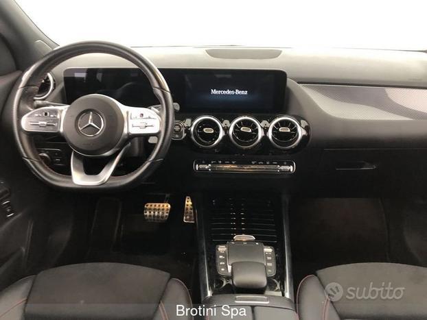 Mercedes-Benz GLA 200 d Automatic Business