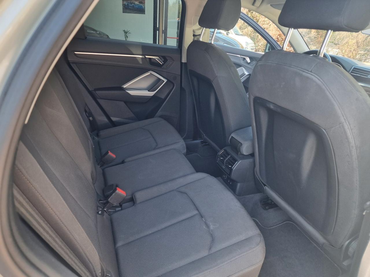 Audi Q3 SPB 35 TDI S tronic Business Plus