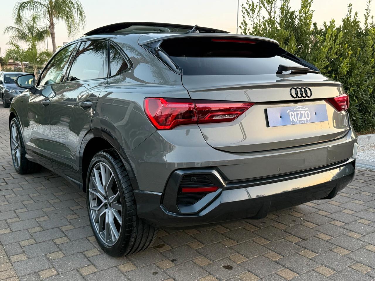 AUDI Q3 35TDI 150CV S-LINE IDENTITY BLACK TETTO PELLE NAVI