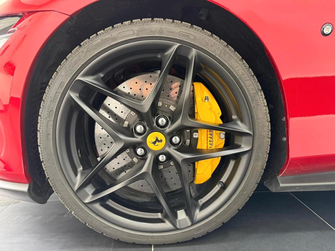 Ferrari Roma 3.9 620CV (13.900 KM)