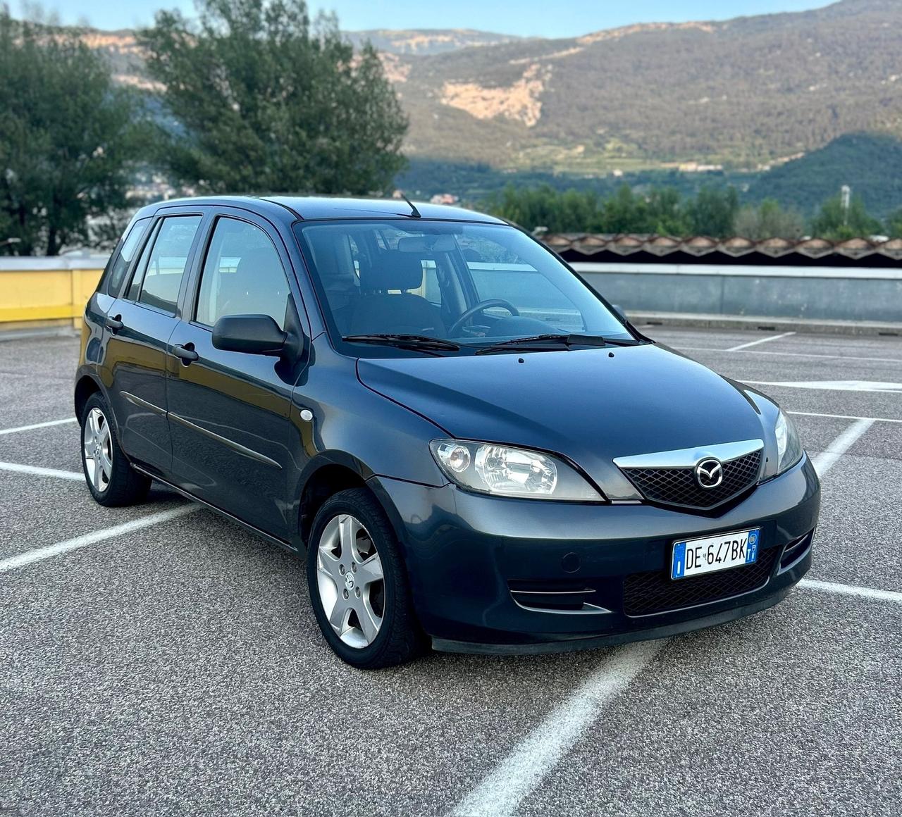 Mazda 2 1.4 TD 5p. Sony Ericsson Neopatentati