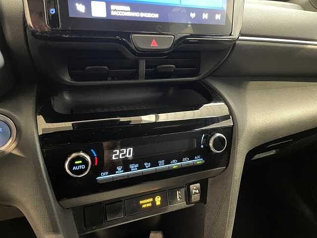 Toyota Yaris Cross 1.5 Hybrid 116CV E-CVT Active (HEV) - NEOPATENTATI -