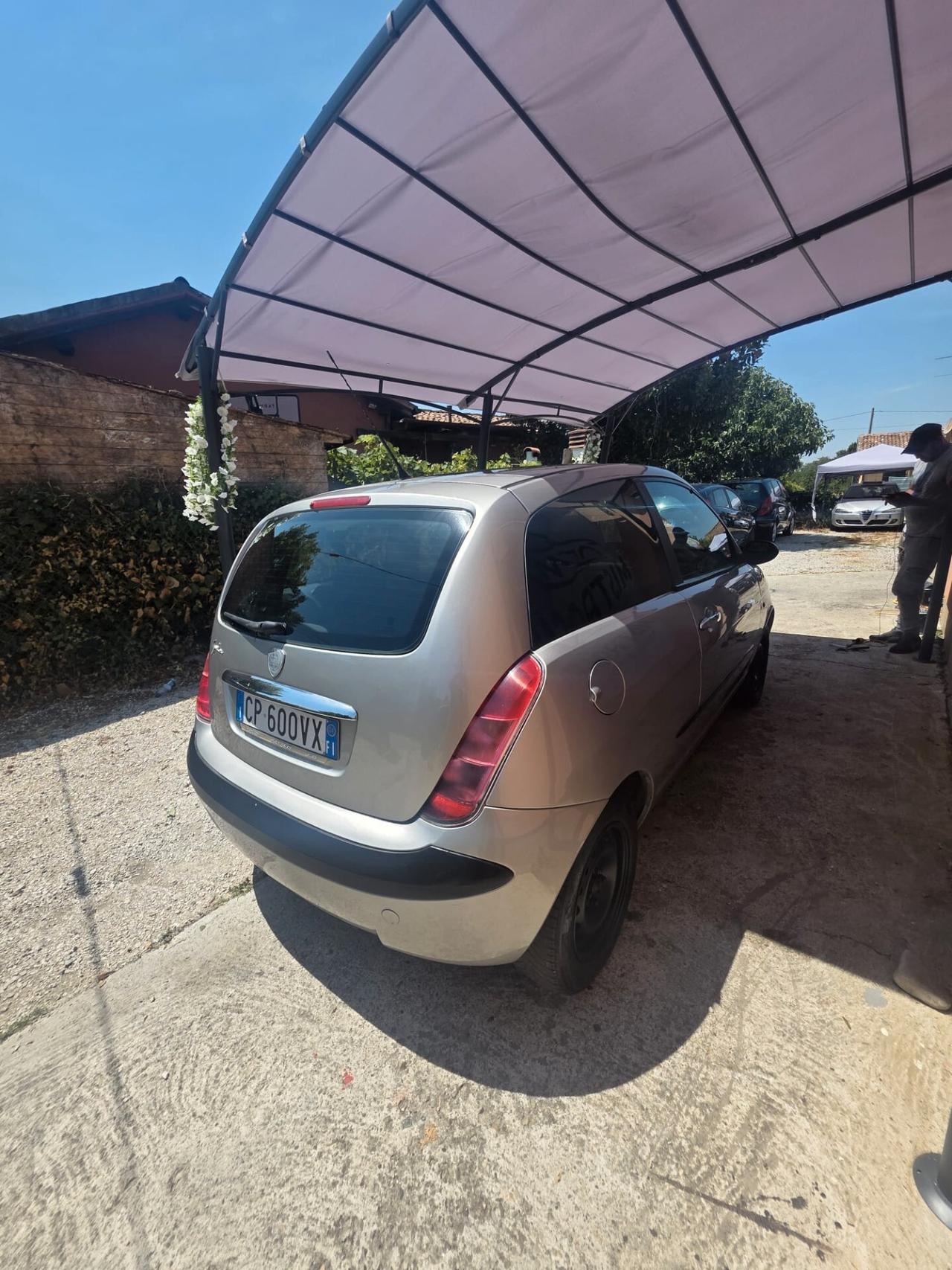 Lancia Ypsilon GPL neopatentati